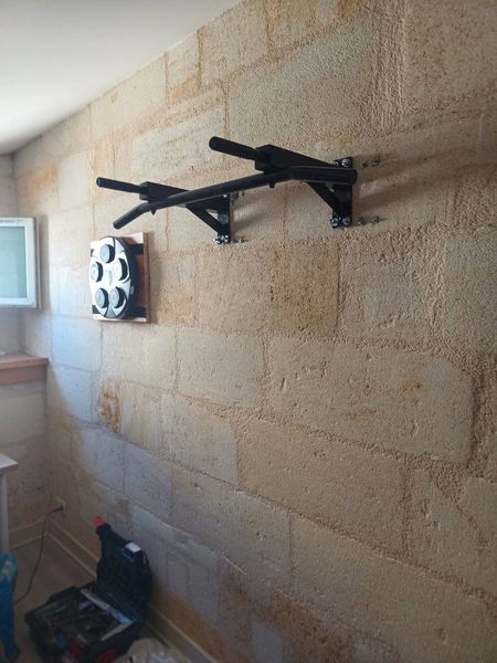 julien-multiservices-rénovation-mur-peinture-travaux-reparation-libourne